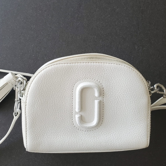 MARC JACOBS White Shutter Leather Crossbody - Picture 1 of 14
